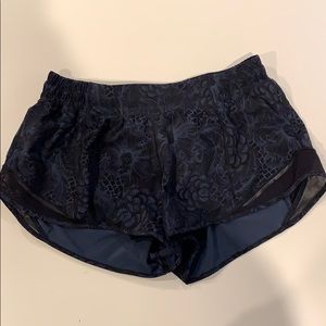 Lululemon hotty hot shorts